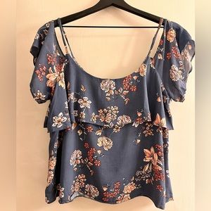 Bobeau Petite floral top